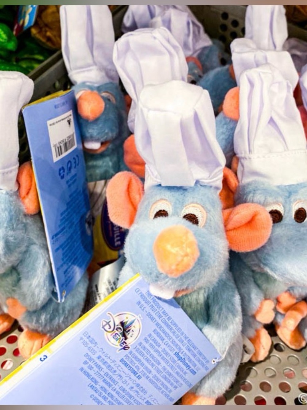 COPY - Disney Parks Ratatouille Remy Shoulder Plush Magnet NWT